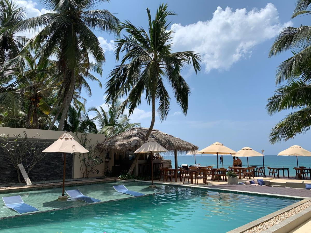 Sapphire Seas Beachfront Hotel Hikkaduwa Exterior foto